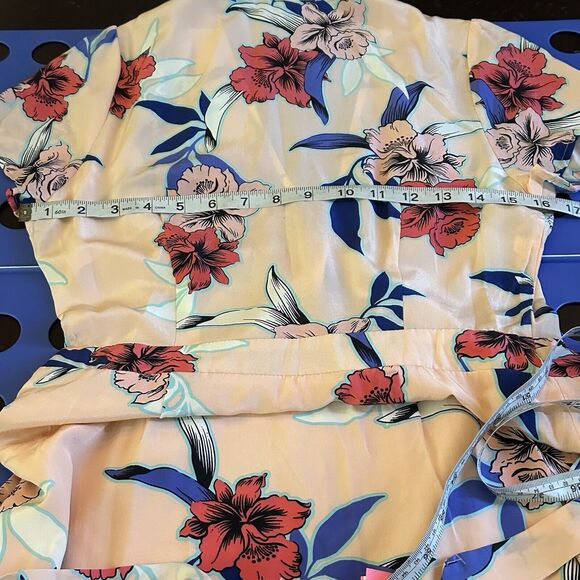 Yumi Kim Soho Mixer Floral Wrap Mini Dress Silk Peach Size XS NWOT - Picture 9 of 10